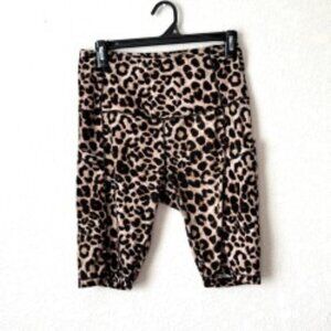 Leopard Print Biker Shorts w/ Side Pockets | Size M